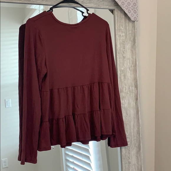 Top - Picture 2 of 2